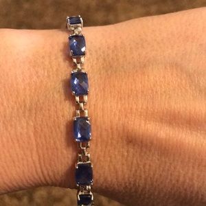 Genuine Tanzanite Bracelet 14kt. White gold